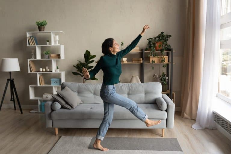 How to keep your house clean when you live alone